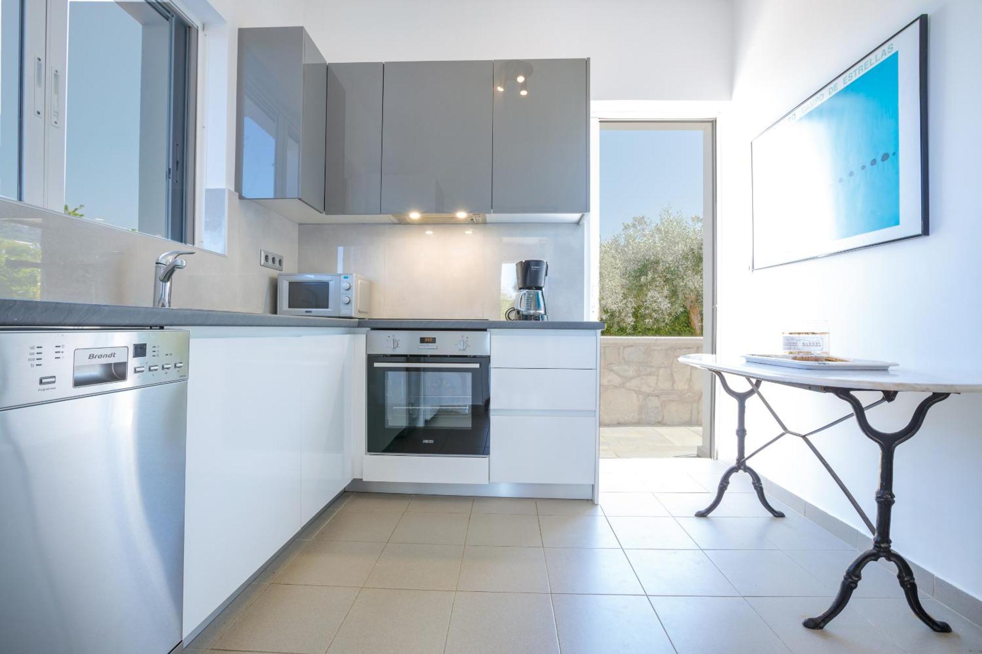 Messinian Blue Seaside Villa Kalamata Ngoại thất bức ảnh