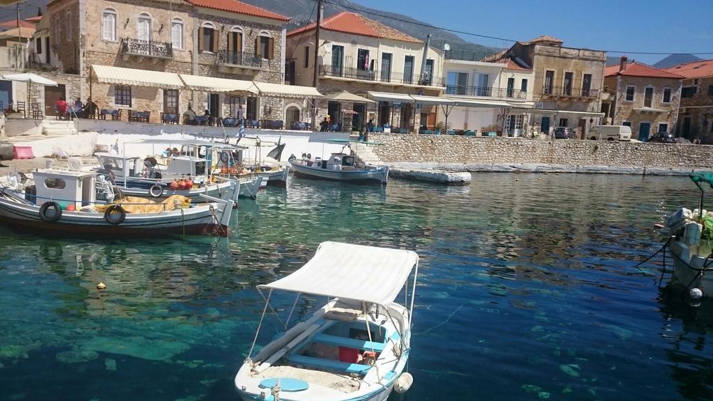 Messinian Blue Seaside Villa Kalamata Ngoại thất bức ảnh