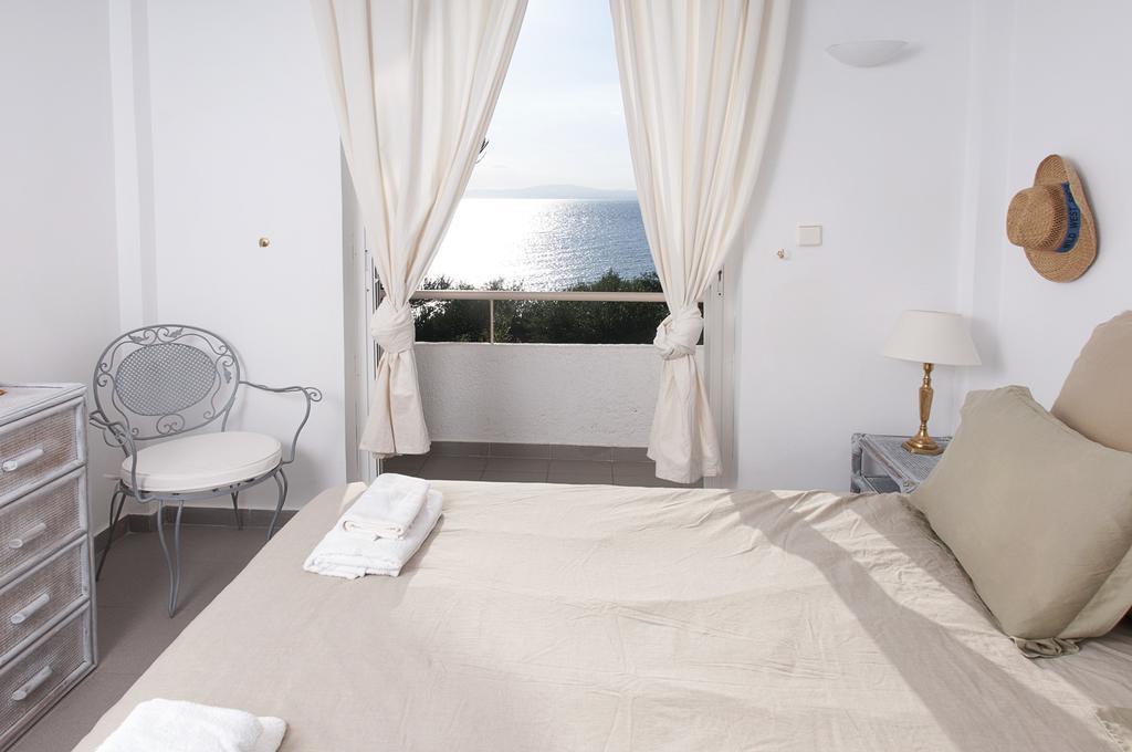 Messinian Blue Seaside Villa Kalamata Ngoại thất bức ảnh