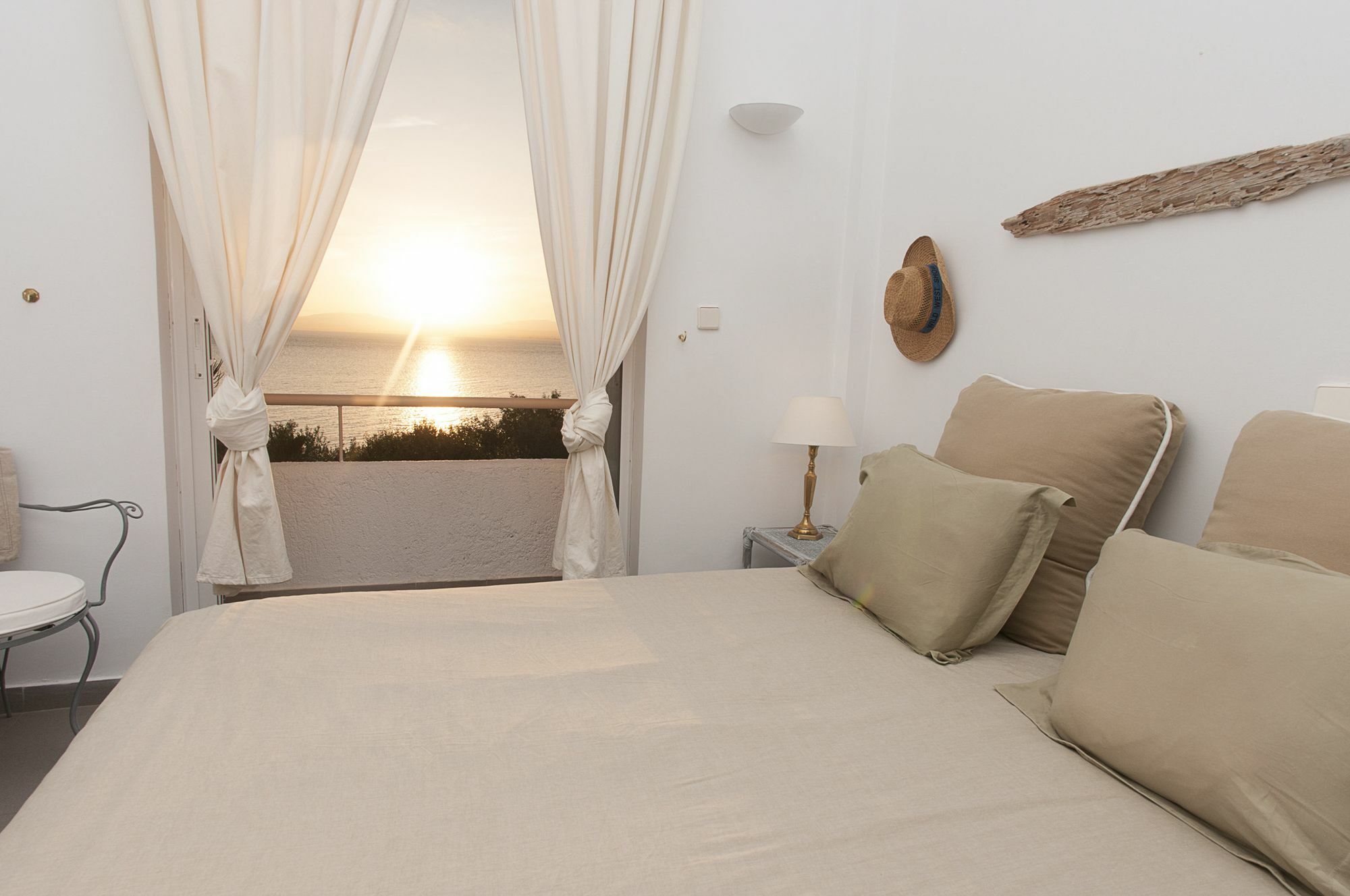 Messinian Blue Seaside Villa Kalamata Ngoại thất bức ảnh